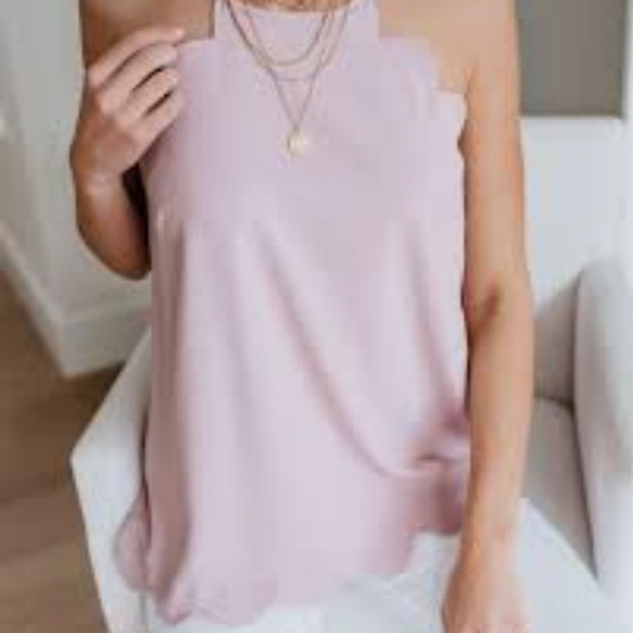 Vici Blush Scalloped Halter Top Size Medium - Picture 1 of 9
